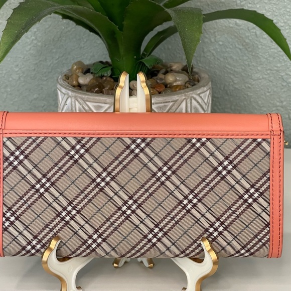 Burberry Long Wallet Blue Label Nova Check Wallet - Picture 2 of 9